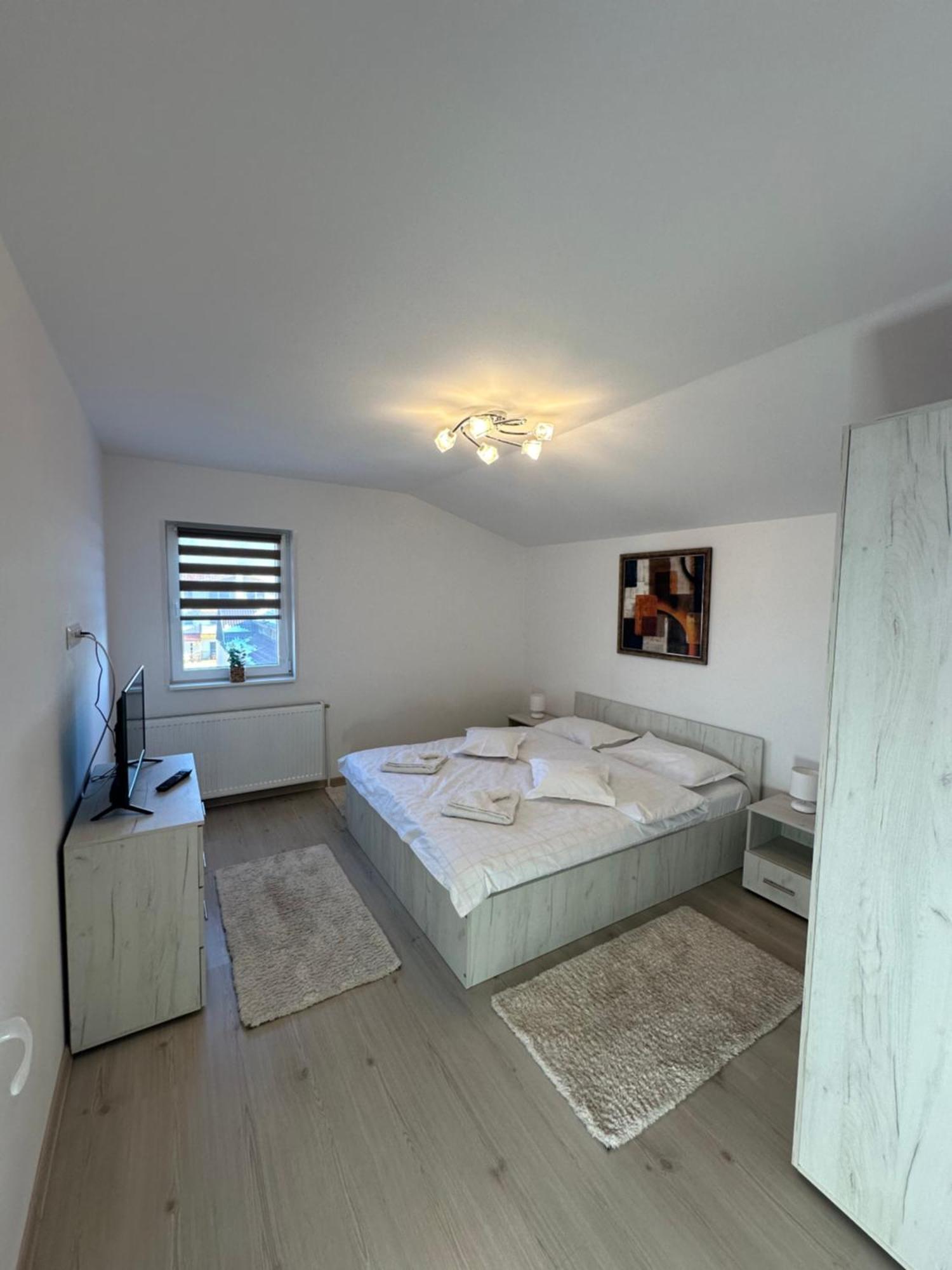 Jokai Apartments Nr9, Code Entry Sfântu-Gheorghe Kültér fotó